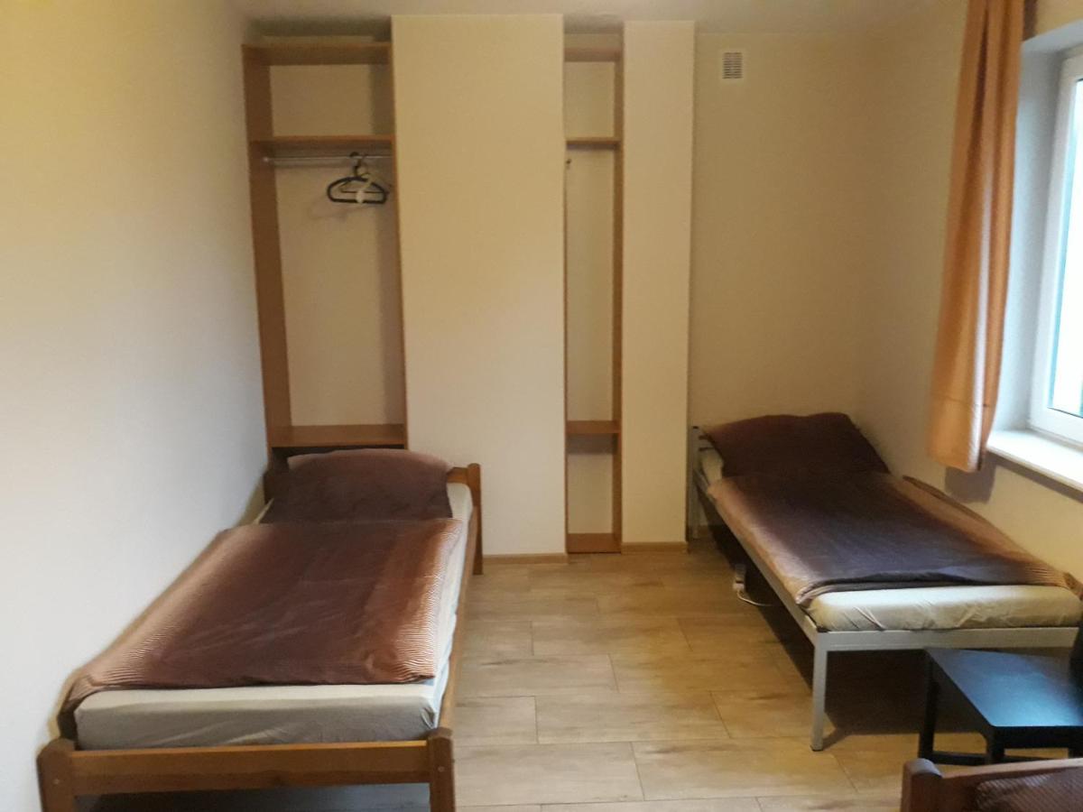 Noclegi Pod Kasztanami Marki  Dış mekan fotoğraf