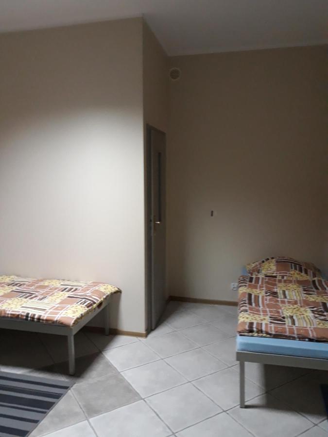 Noclegi Pod Kasztanami Marki  Dış mekan fotoğraf